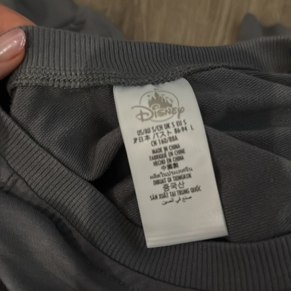 Disneyland Paris Long Sleeve Blouse size small - Picture 6 of 6